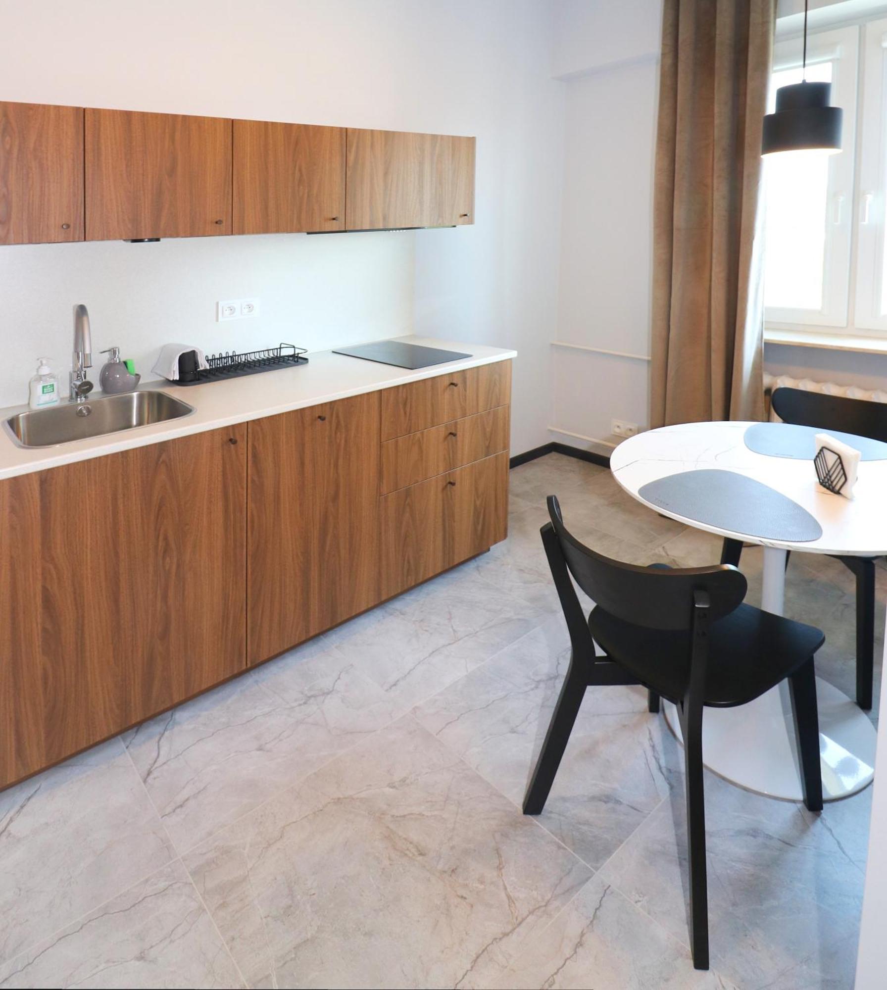 Falcon 5 Metro Sgh Apartament Warszawa